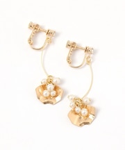 MADE IN JAPAN/花びら揺れイヤリング/321124