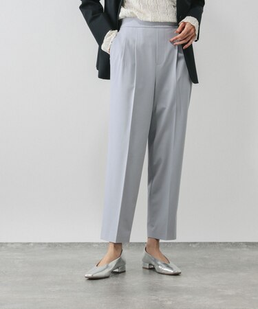 ウツクシルエットテーパードパンツ/581006