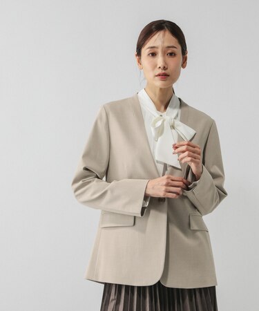  ウツクシルエットノーカラージャケット/581021