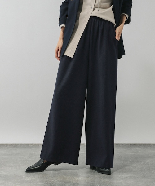 【SACRA】モダンアイヴィー パンツ ¥42,900（税込） SACRA】モダンアイヴィー パンツ ¥42,900（税込）