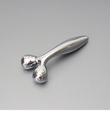 TWINK LUCHE/美容ローラー