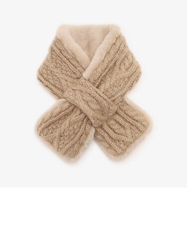 ケーブルニットフェイクファーティペット