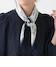 アイボリー