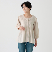 シフリー刺繍ギャザーブラウス