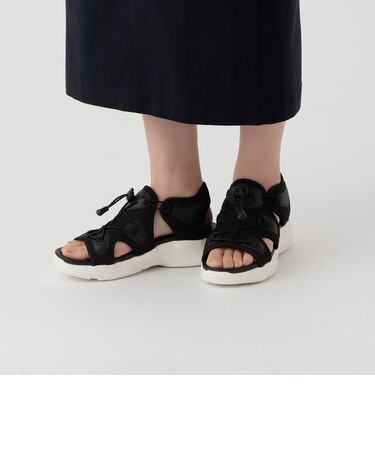 スニーカーサンダル