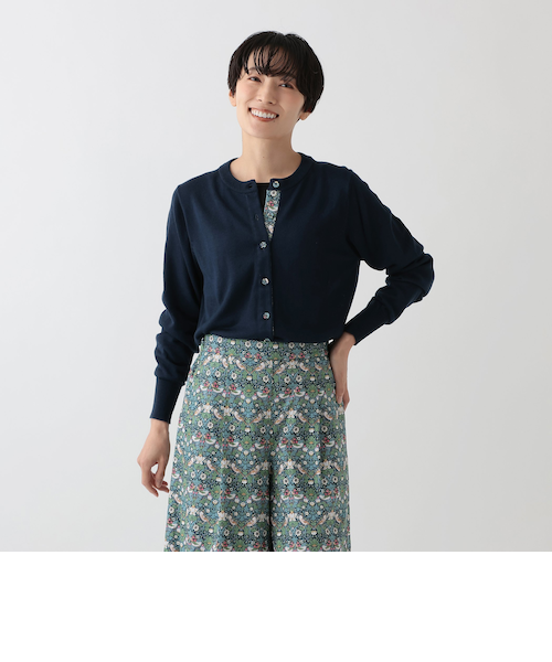 新品ウエルベックリバティプリントくるみボタンオフホワイトコットンカーディガン花柄 前後2way配色ボタン糸カーディガン