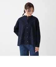 スカラップ刺繍ブロードブラウス