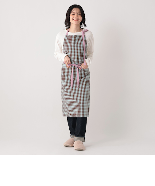 ギンガムチェックエプロン