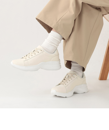 防水スニーカー