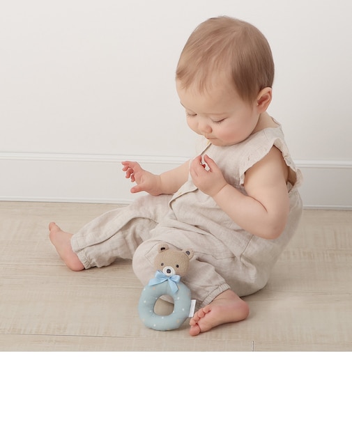 【オンラインストア・一部店舗限定】ラトル/レ プルミエ ザミ