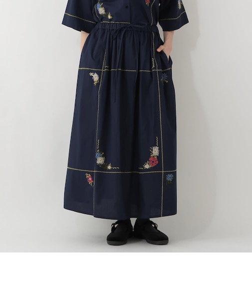刺繍ラインフレアスカート/MAISON SAJOU