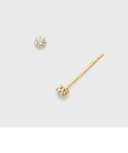 K10ダイヤモンドピアス(0.03ct)