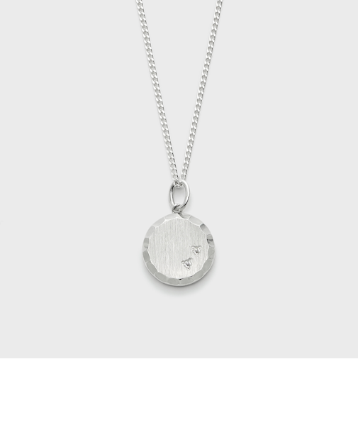 シルバーキュービックジルコニアネックレス