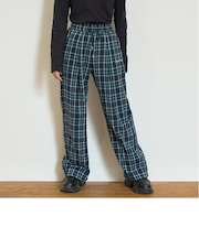 ストレートフィットプルオンパンツ