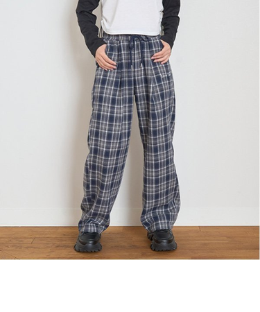 ストレートフィットプルオンパンツ