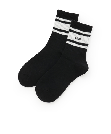 ライン刺しゅうクルーソックス