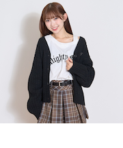 ケーブルニットカーディガン