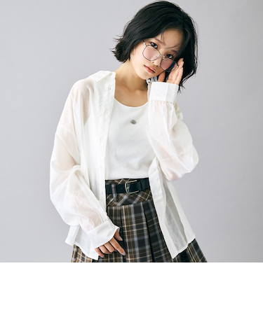 インナーつきシアーシャツ