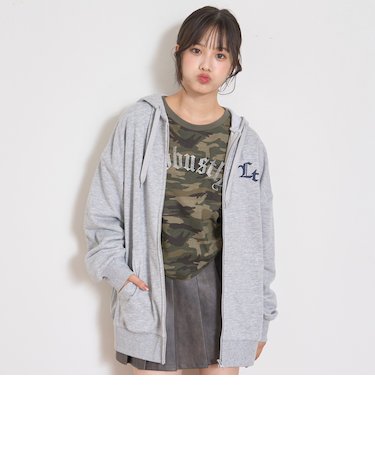 ルーズZIPパーカ