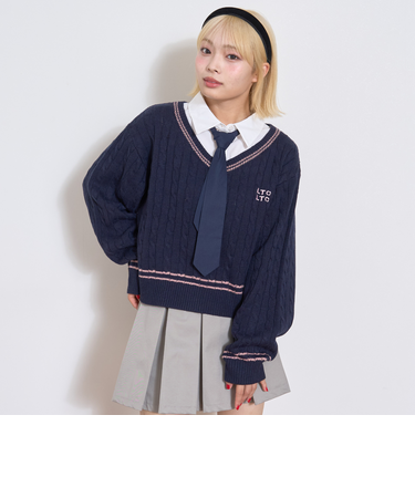 衿つきレイヤードニット