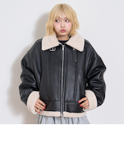 ムートンブルゾン