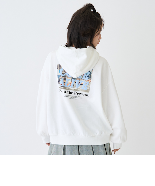 【綿100％】裏起毛フォトルーズパーカー