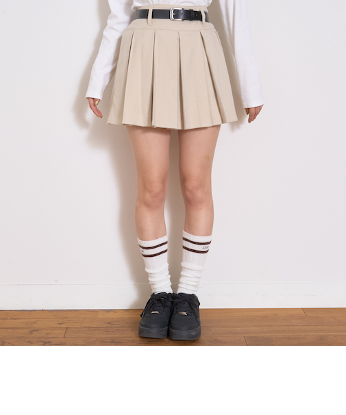 【起毛】ベルトつきプリーツスカート