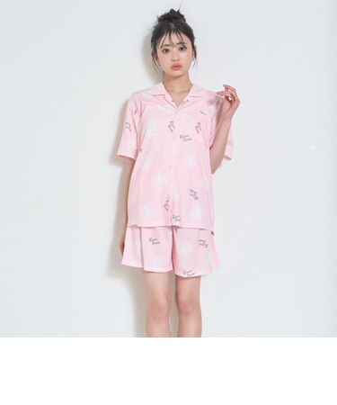 【ルームウェア/パジャマ】半袖総柄シャツ＆ショートパンツセット