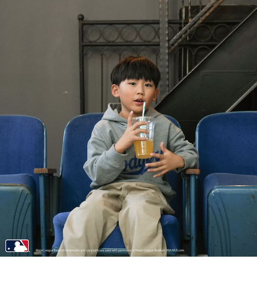 【MLB】ロゴプリントワイドスウェットパーカー