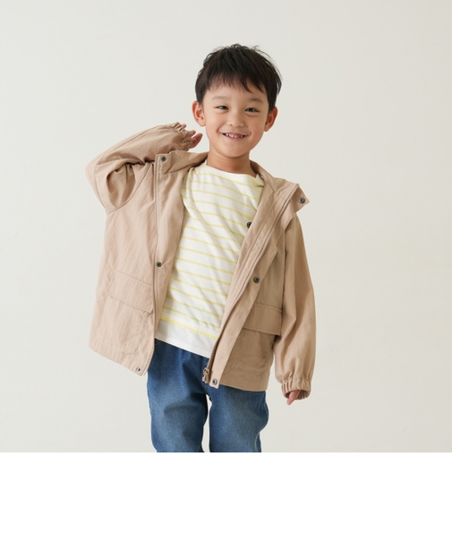 スタンドカラーウィンブレ