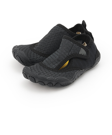 ウォーターシューズ