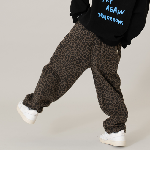 ストリート柄ワイドバルーンパンツ