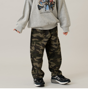 ストリート柄ワイドバルーンパンツ