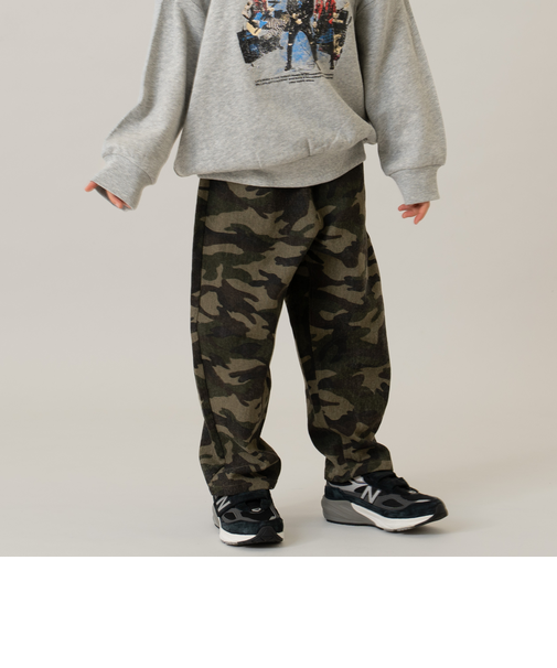 ストリート柄ワイドバルーンパンツ