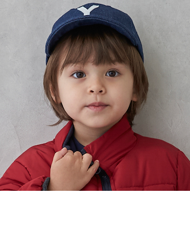 アルファベットロゴキャップ