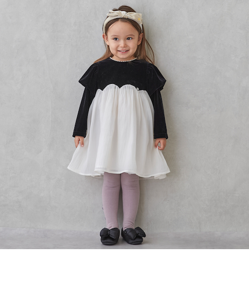 パフ袖シフォンワンピース