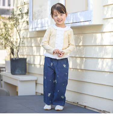 花刺しゅうデニムパンツ