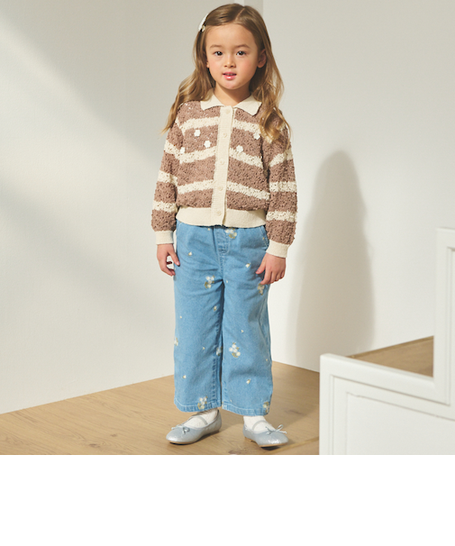 花刺しゅうデニムパンツ