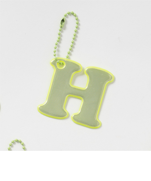 あんしんアルファベットリフレクターチャーム(黄色)