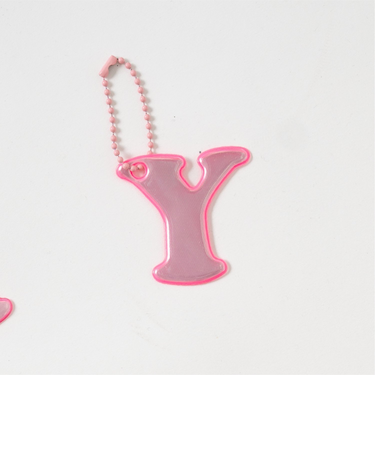 あんしんアルファベットリフレクターチャーム(ピンク)