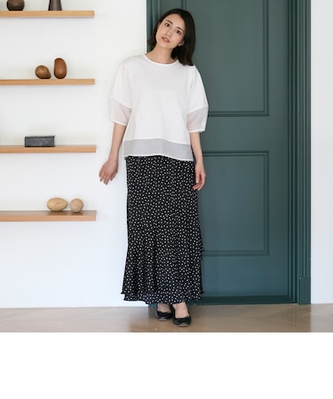 サテンスカート