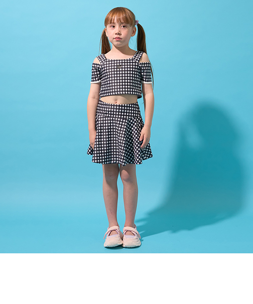 【UVカット/水着/SWIM】オフショル風トップス、フレアスカートパンツつき