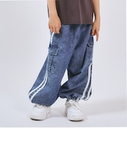 【裾ゴム仕様】ライン入りデニムカーゴパンツ