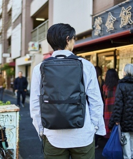 CHROME(クローム)30L/HANGAR ハンガー/耐水/バックパック/リュック/JP216BKTP/通勤/通学/ユニセックス/メンズ/レディース/ムラサキスポーツ