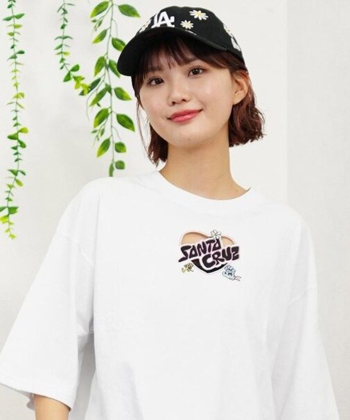 【ムラサキスポーツ限定】SANTACRUZ(サンタクルーズ )半袖Tシャツ/ショート丈/カットアウトTシャツ/刺繍ロゴ/502242442/レディース/ムラサキスポーツ LL