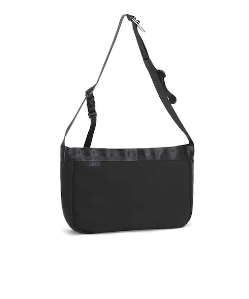 CHROME(クローム)9L/耐水/ショルダーバッグ/NEWSPAPER MESSENGER SM/ニュースペーパー メッセンジャー スモール/JP198BKSU/雑貨/ユニセックス/メンズ/レディース/ムラサキスポーツ