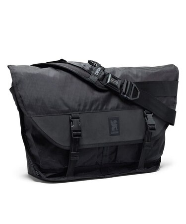 CHROME(クローム)24L/ 防水/ショルダーバッグ/MESSENGER シーティーゼット/メッセンジャー/BG380BXRF/雑貨/ユニセックス/メンズ/レディース/ムラサキスポーツ