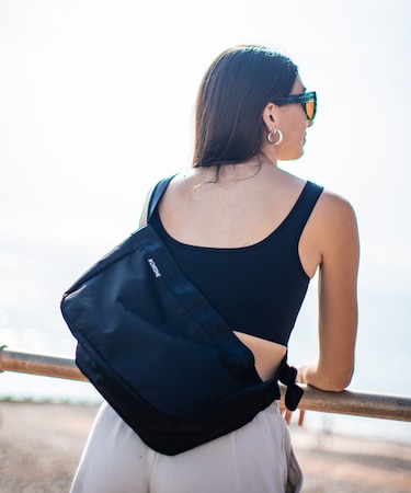 CHROME(クローム)9L/耐水/ショルダーバッグ/NEWSPAPER MESSENGER SM/ニュースペーパー メッセンジャー スモール/JP198BKCK/雑貨/ユニセックス/メンズ/レディース/ムラサキスポーツ