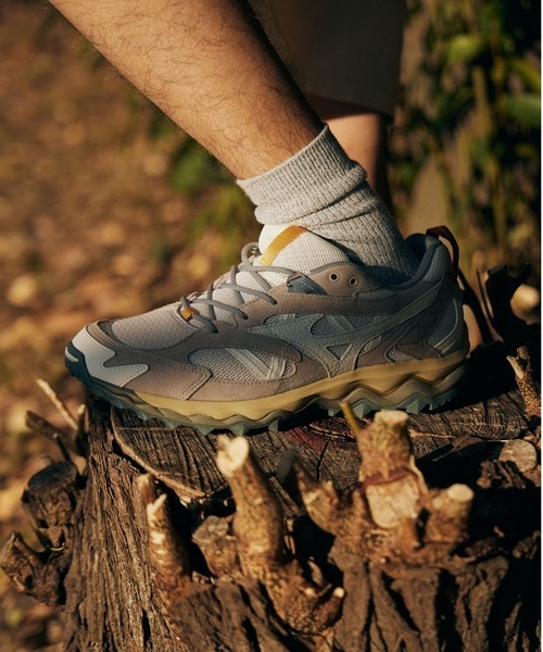 MIZUNO - よしたん MIZUNO - UNISEX WAVE MUJIN TL DARK BEIGE/OFF WHITE/ORANGE