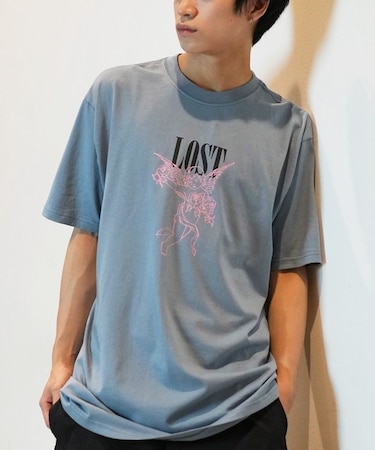 【ムラサキスポーツ限定】LOST(ロスト)半袖Tシャツ フロントプリント CHERUB L24SS-AP/ムラサキスポーツ LL